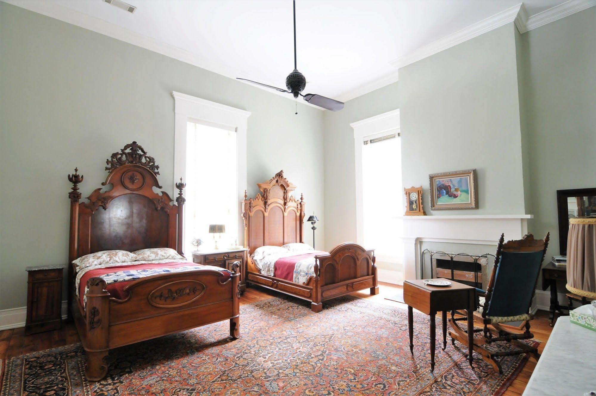 グリーンビル Belmont Plantation, Est 1857 Bed & Breakfast エクステリア 写真